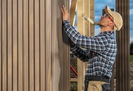 Best Insulated Siding Installation  in East Rancho Dominguez, CA